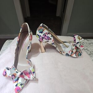 Betsey Johnson Pink and White Heels with Bow Detail